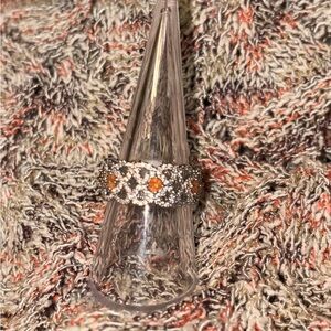 BOMB PARTY Laced with Love Light Camelian Ice Crystal size 8